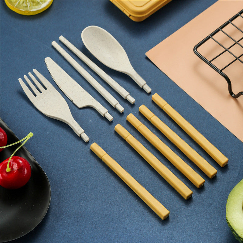 Compact Wheat Straw Cutlery Set with foldable design